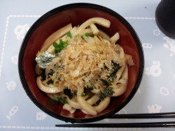 キャンプで打ったうどん